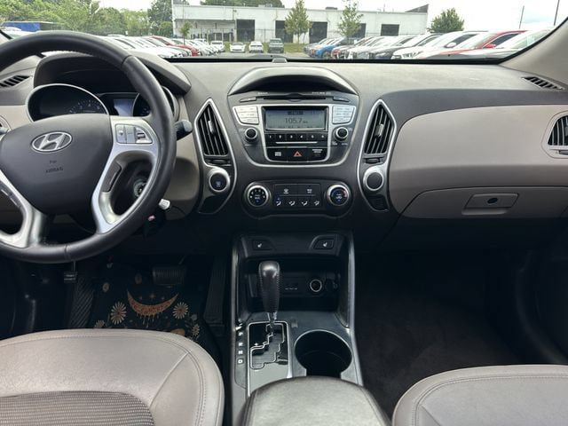 Used 2013 Hyundai Tucson GLS FWD image 15