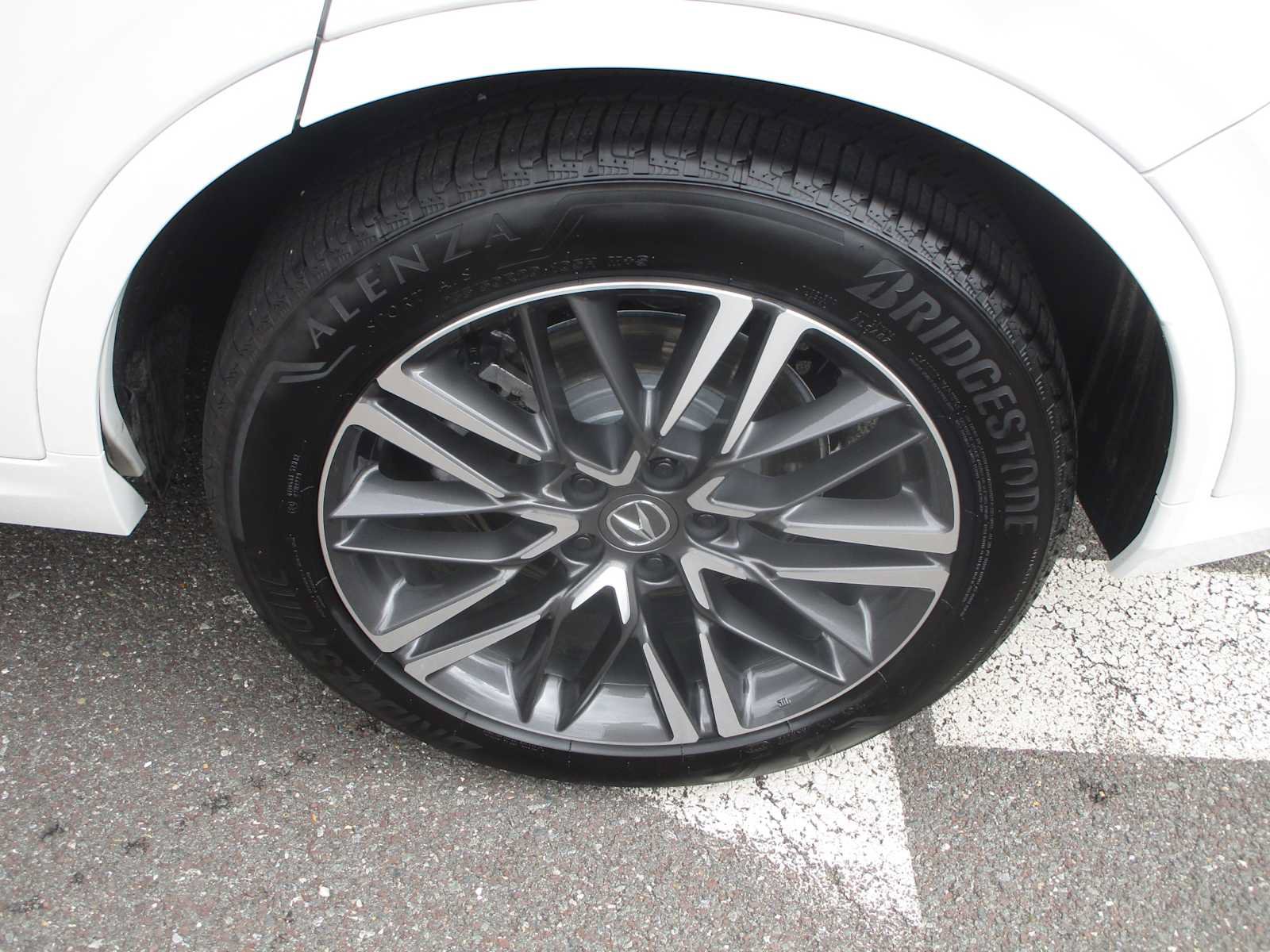 Certified 2026 Acura MDX w/ Advance Package AWD/4WD image 8