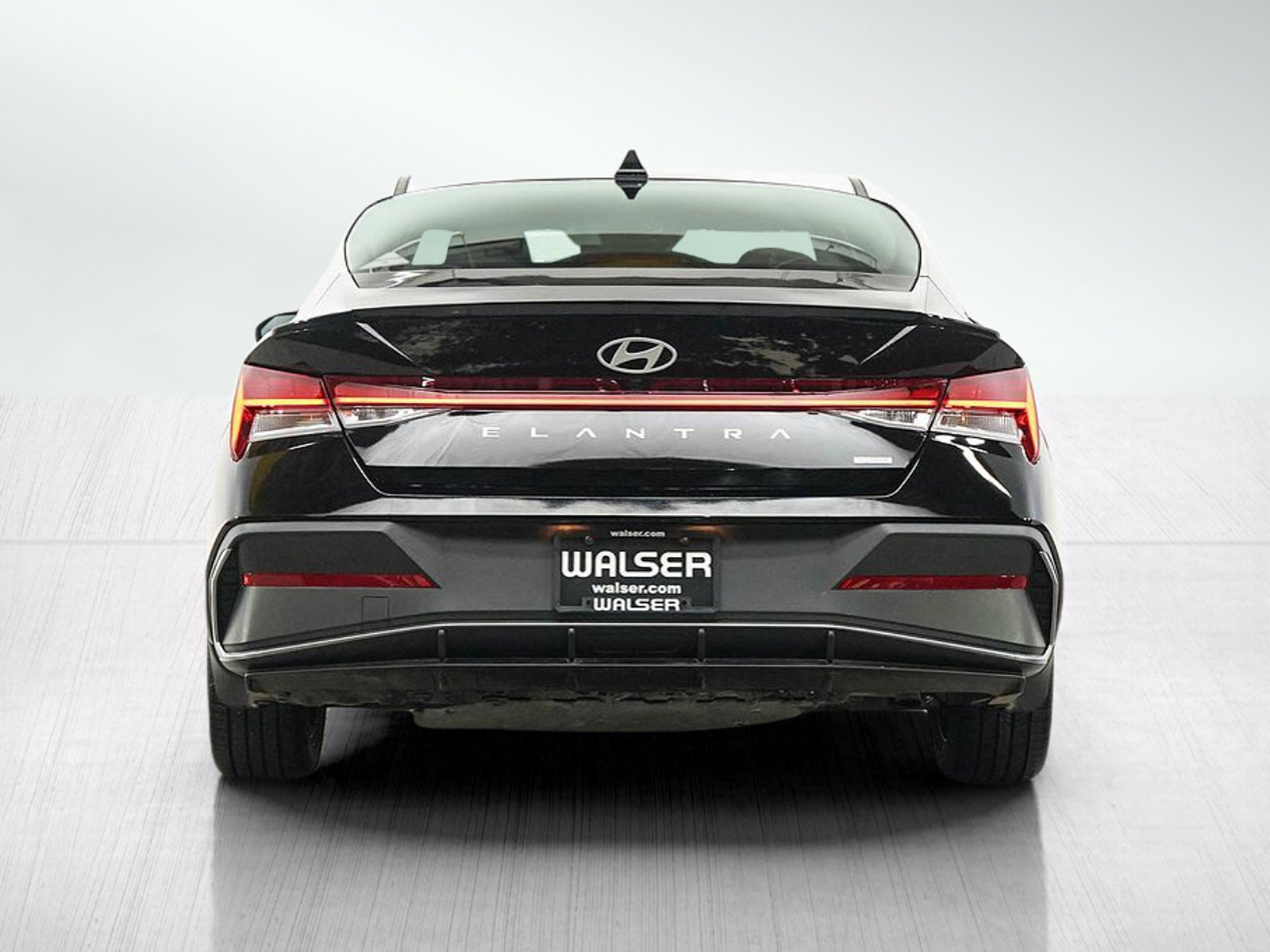 Used 2026 Hyundai Elantra SEL FWD image 4