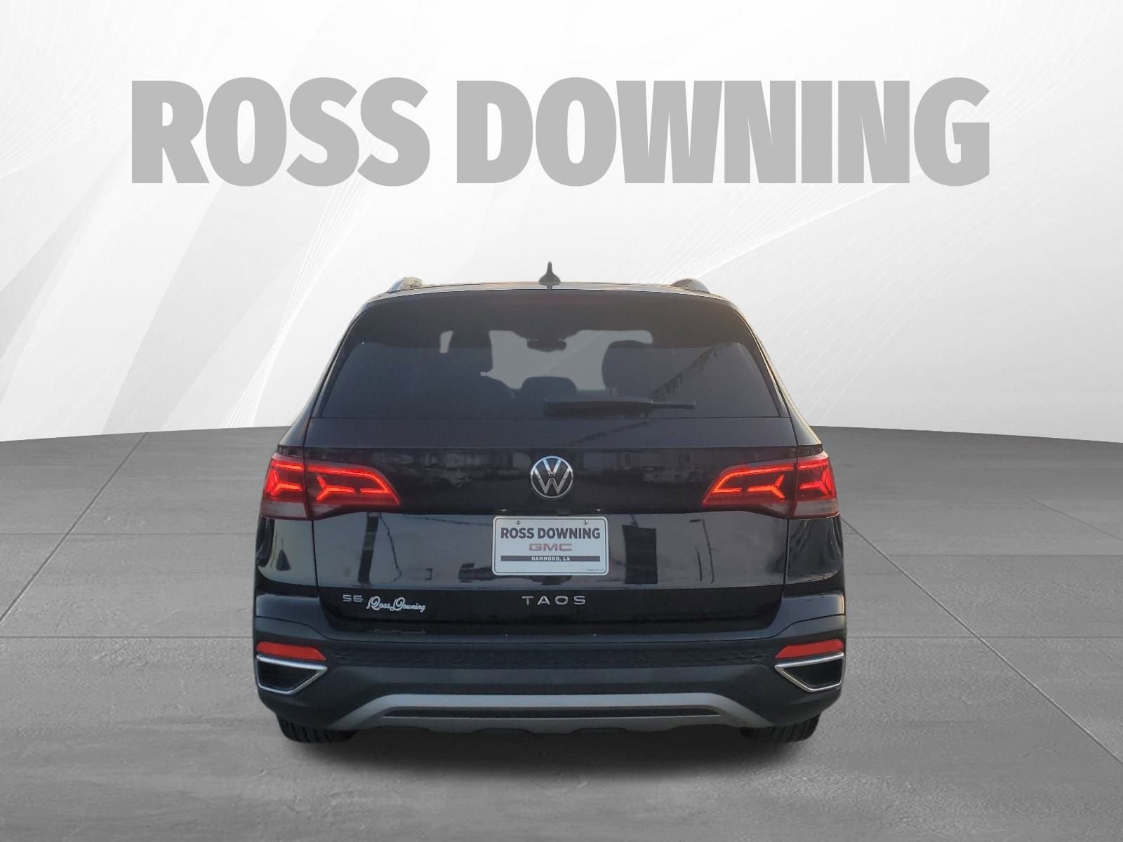 Used 2023 Volkswagen Taos SE image 5