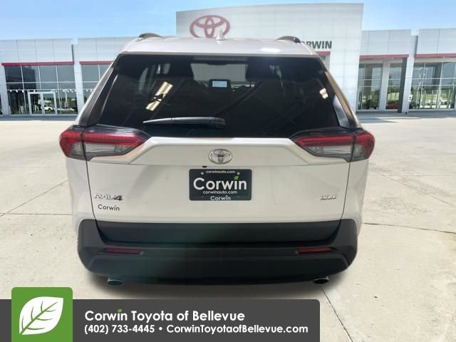 Used 2025 Toyota RAV4 XLE image 4