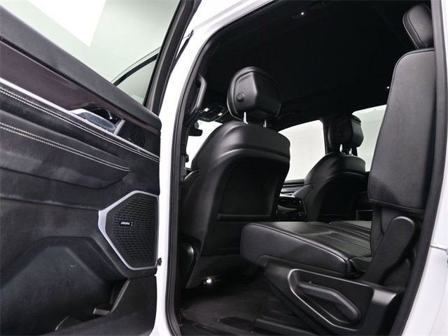 Used 2024 Jeep Wagoneer Base w/ Premium Group I image 15