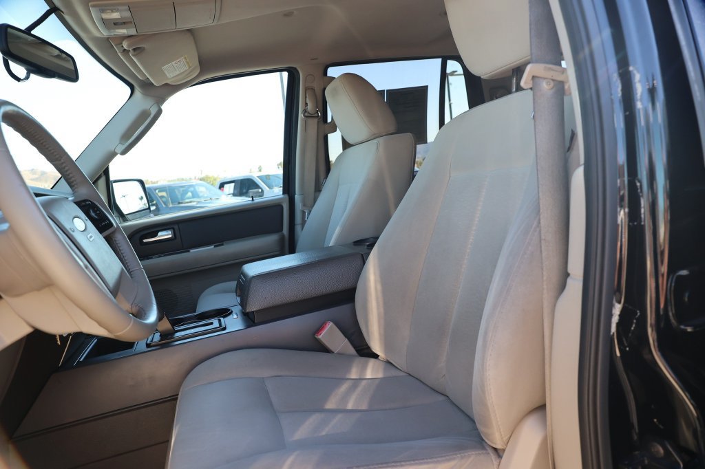 Used 2011 Ford Expedition XLT w/ HD Trailer Tow Pkg RWD image 22
