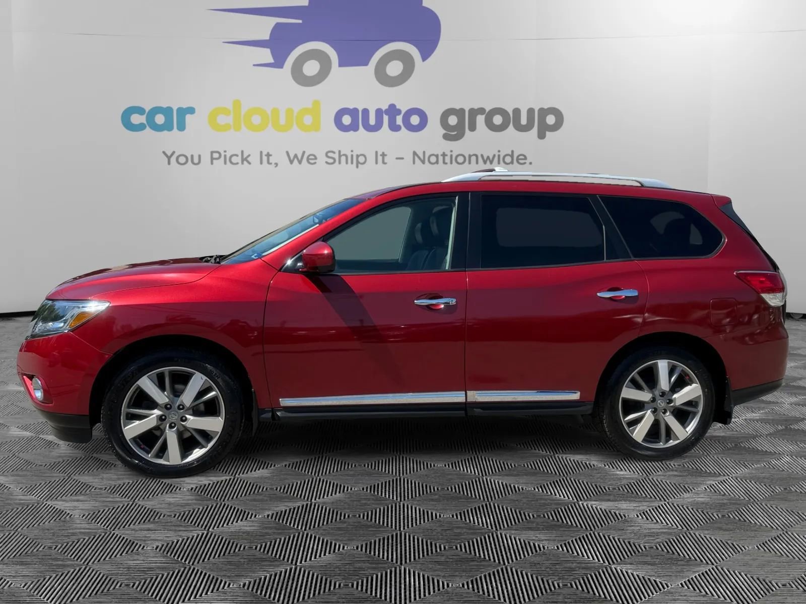 Used 2014 Nissan Pathfinder Platinum w/ Platinum Premium Package AWD/4WD image 2