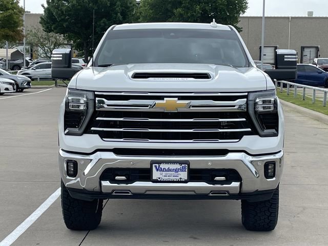 Used 2024 Chevrolet Silverado 2500 LTZ w/ LTZ Premium Texas Edition AWD/4WD image 7
