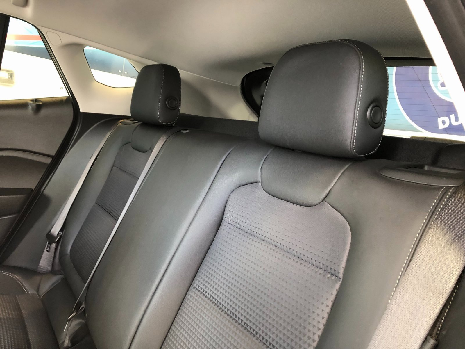 Used 2024 Chevrolet Trax LT w/ Sunroof Package image 10