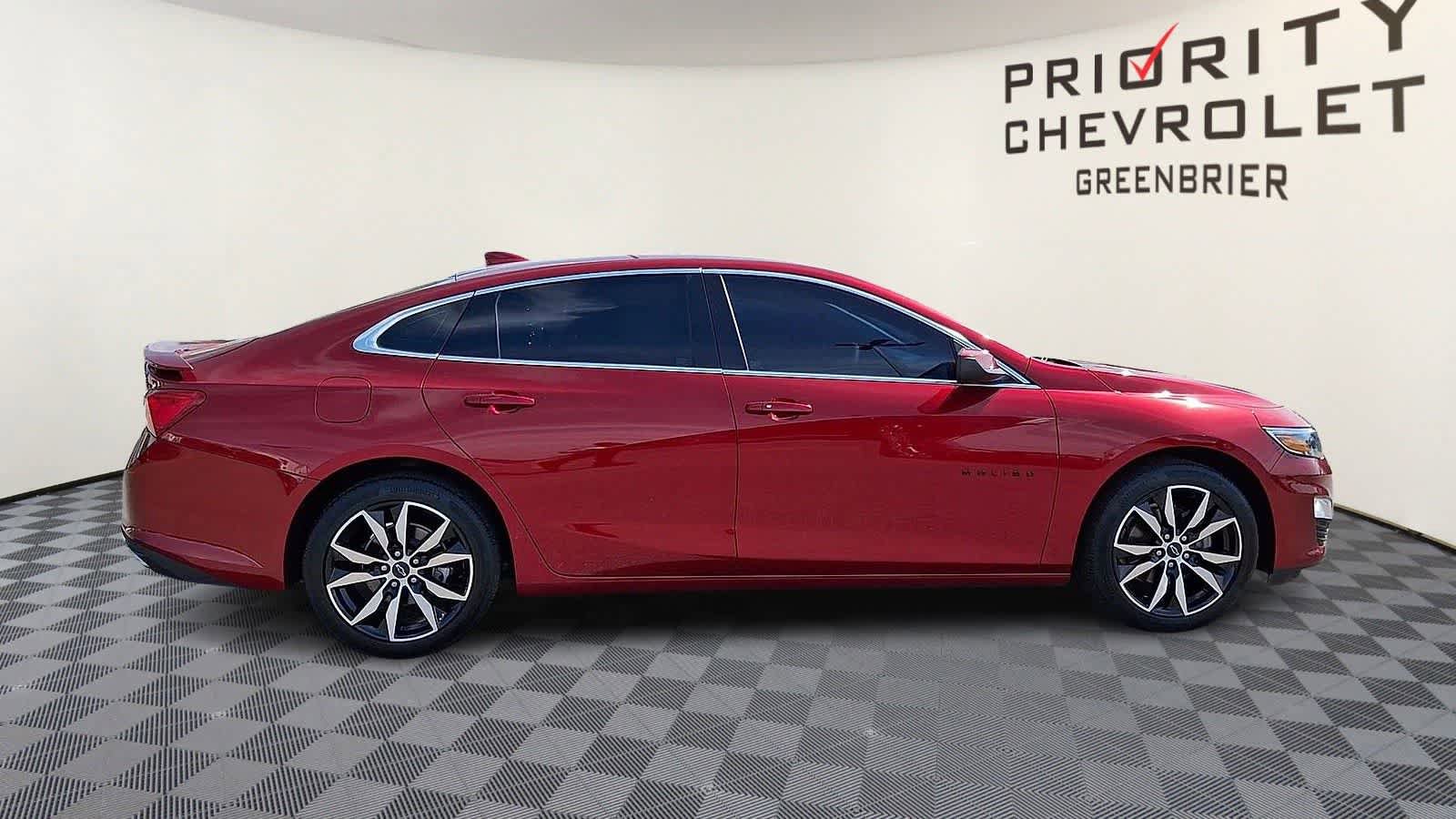 Used 2023 Chevrolet Malibu RS FWD image 9
