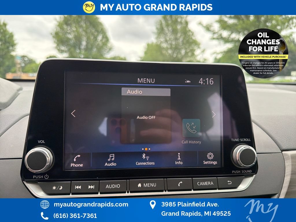 Used 2025 Nissan Altima 2.5 SV FWD image 21