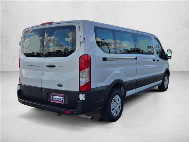 Used 2023 Ford Transit 350 XLT image 5