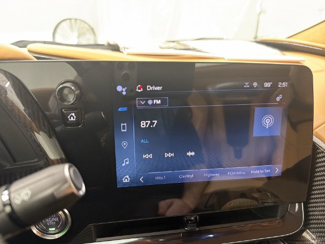 Used 2025 Chevrolet Corvette E-Ray w/ Stealth Interior Trim Package AWD/4WD image 26