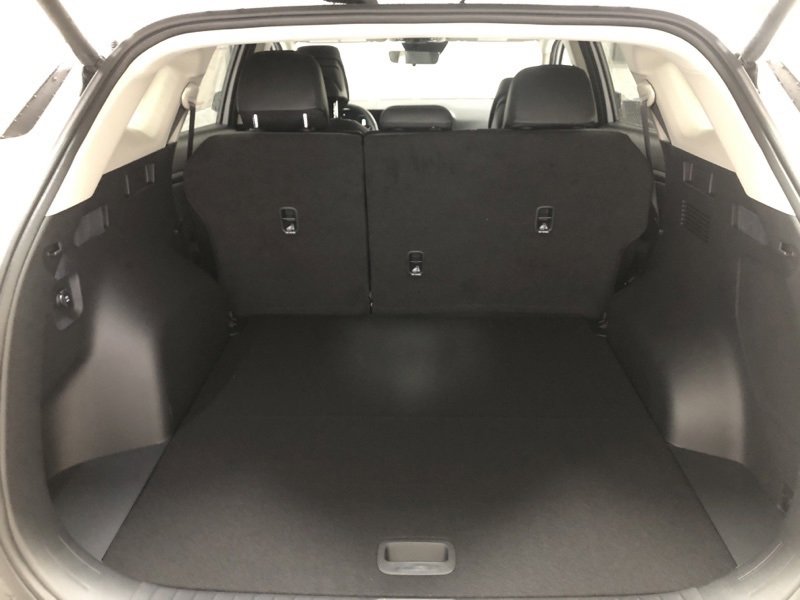 New 2026 Kia Sportage SX image 8