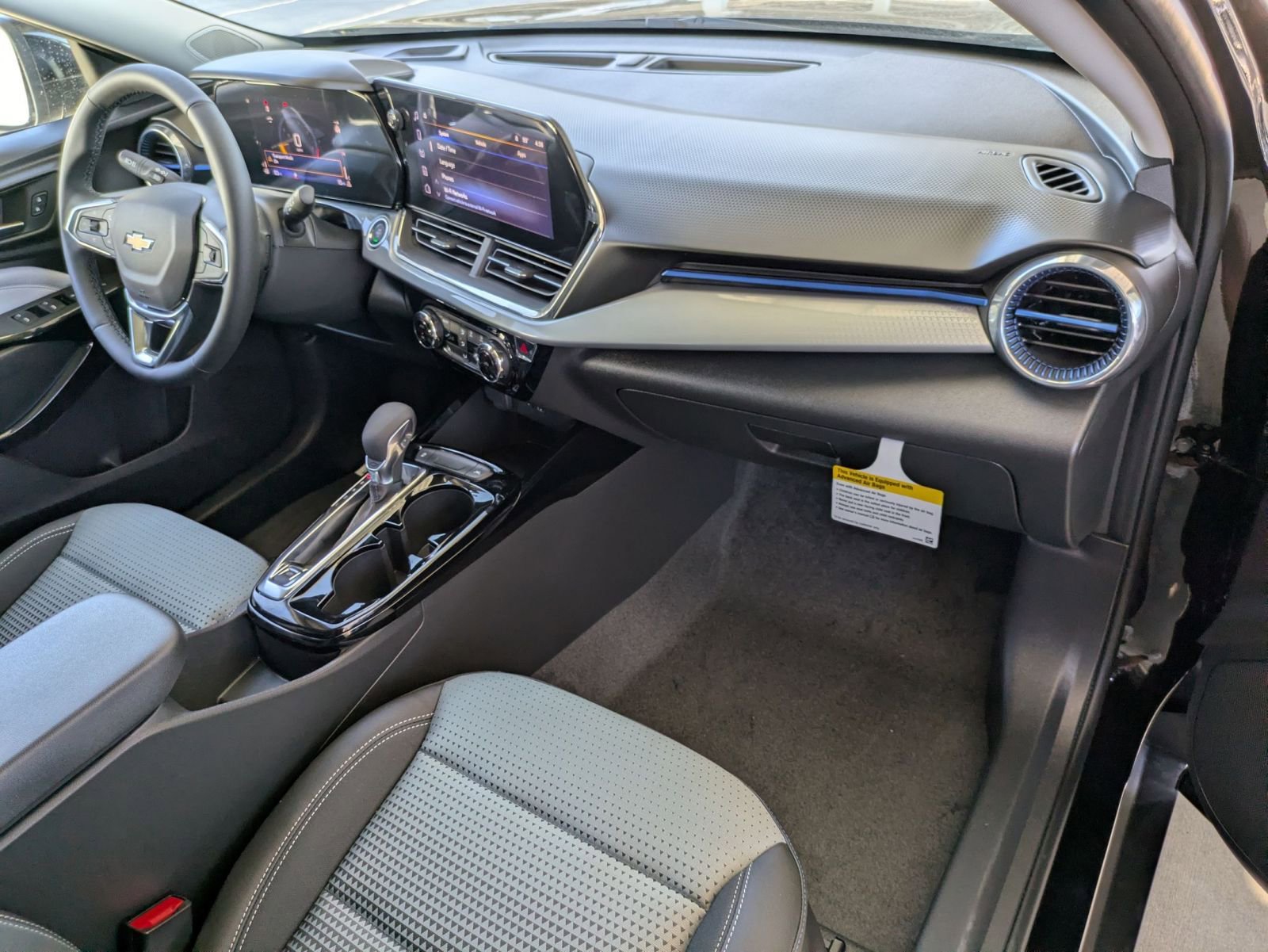 New 2026 Chevrolet Trax LT w/ Driver Confidence Package FWD image 14