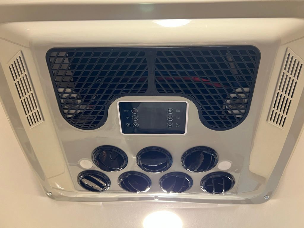 Used 2021 RAM ProMaster 3500 w/ Convenience Group image 21