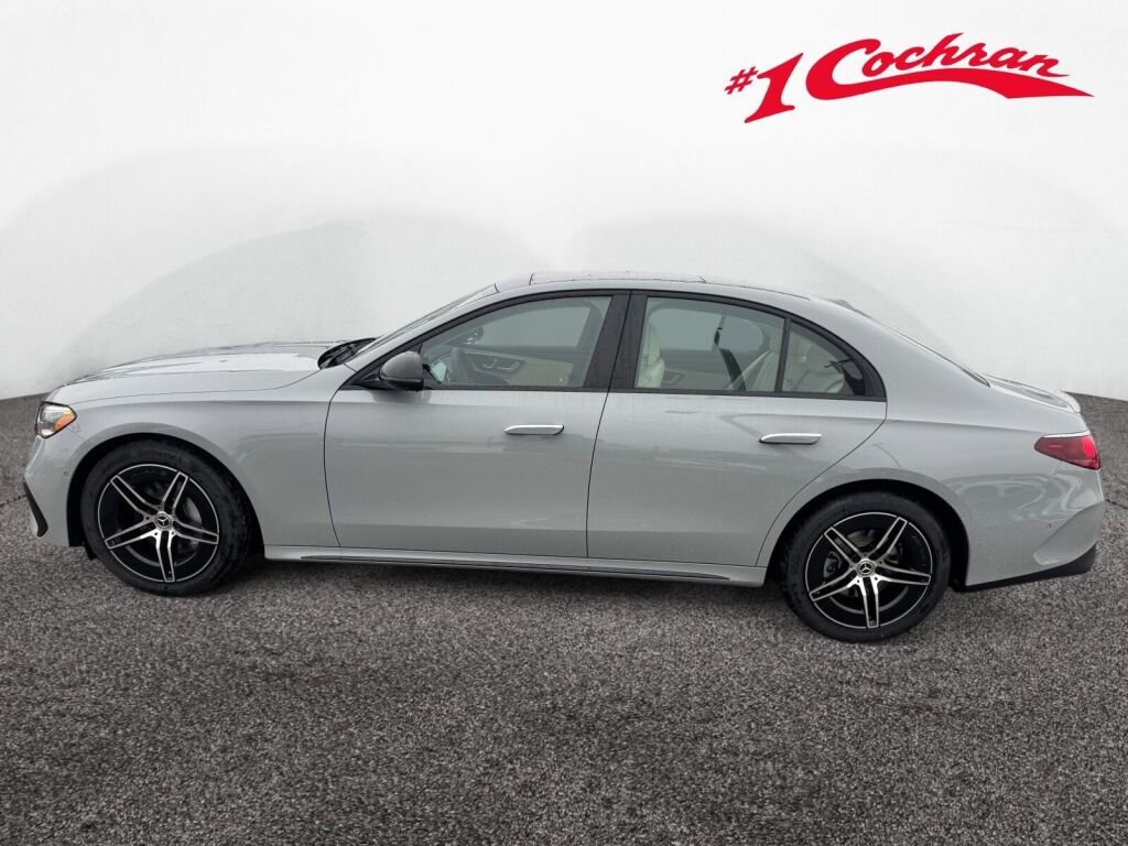 New 2026 Mercedes-Benz E 350 4MATIC Sedan image 4
