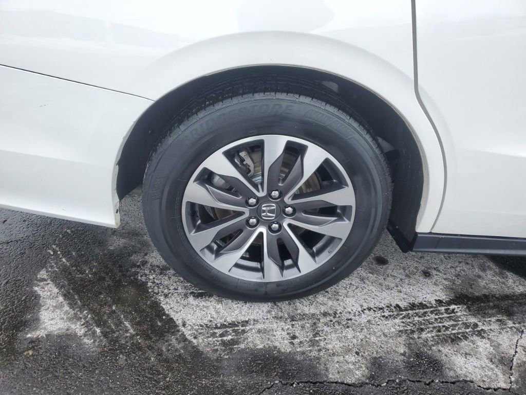 Certified 2023 Honda Odyssey EX-L image 9