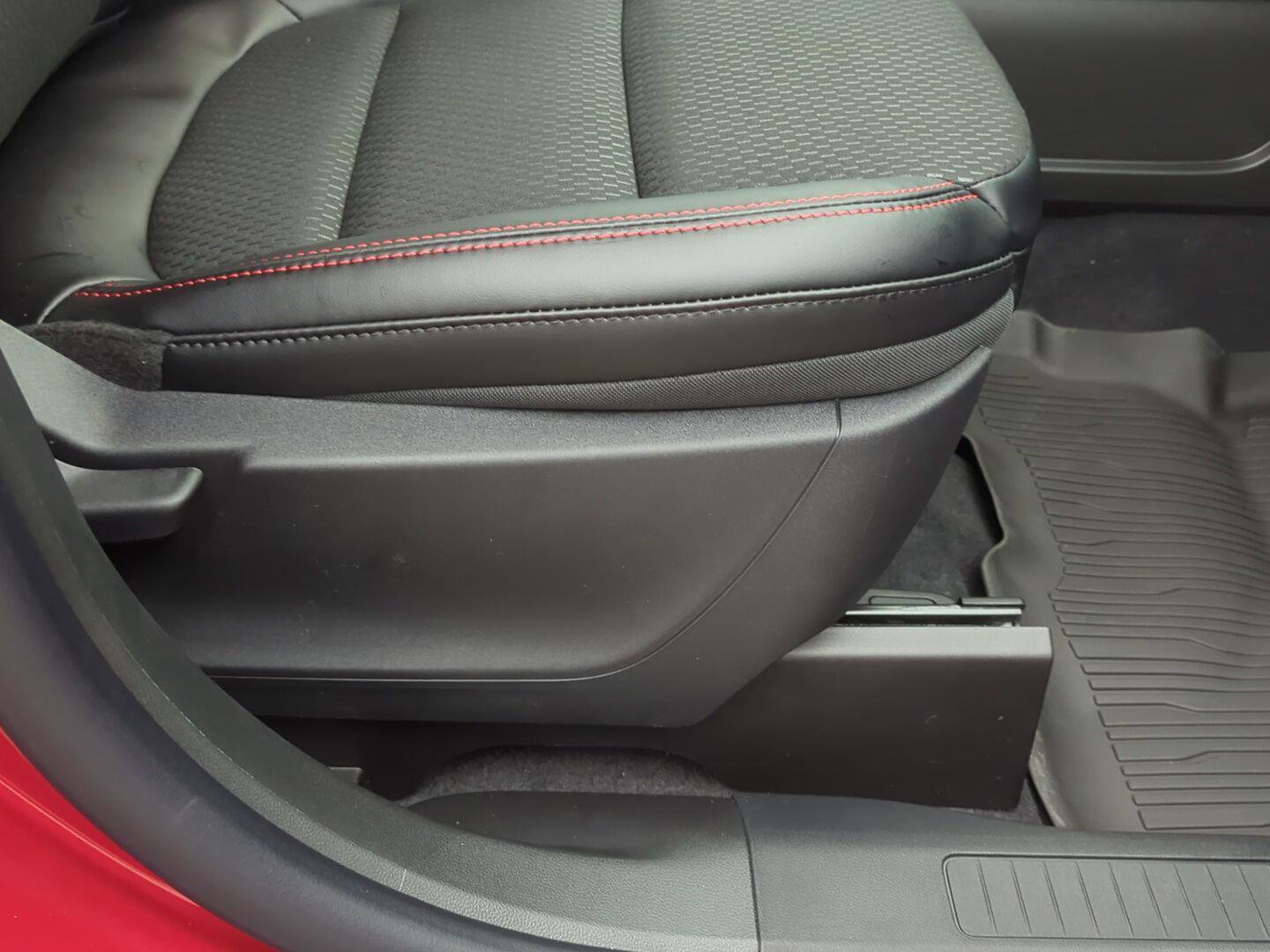 New 2026 Ford Escape ST-Line Select w/ Tech Pack #1 AWD/4WD image 30