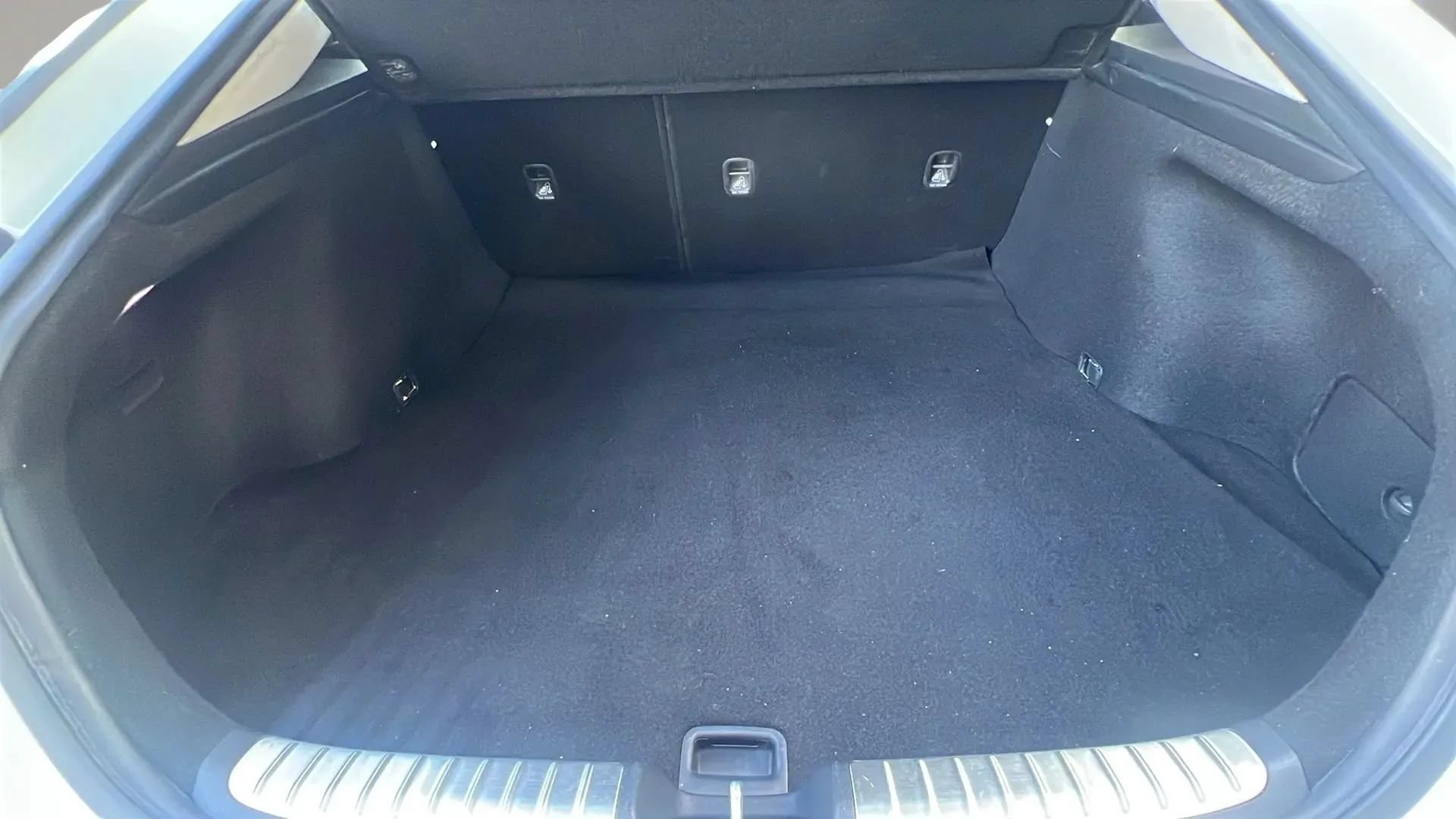 Used 2018 Kia Stinger RWD image 34