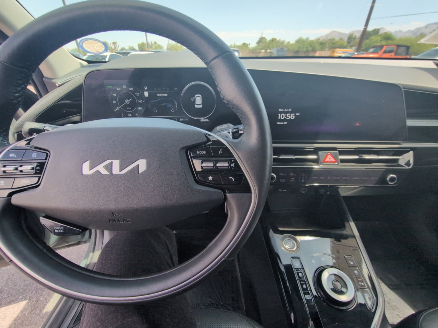 Used 2023 Kia Niro Wave FWD image 22