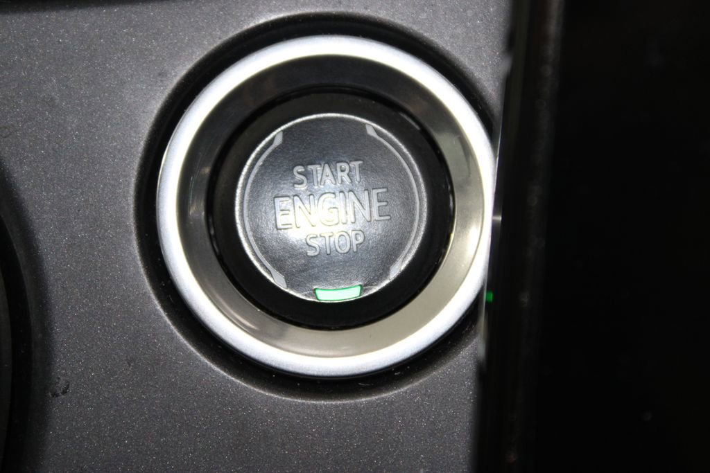Used 2023 Chevrolet Blazer RS w/ Enhanced Convenience Package FWD image 29