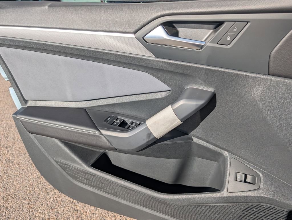 New 2026 Volkswagen Jetta SE image 19