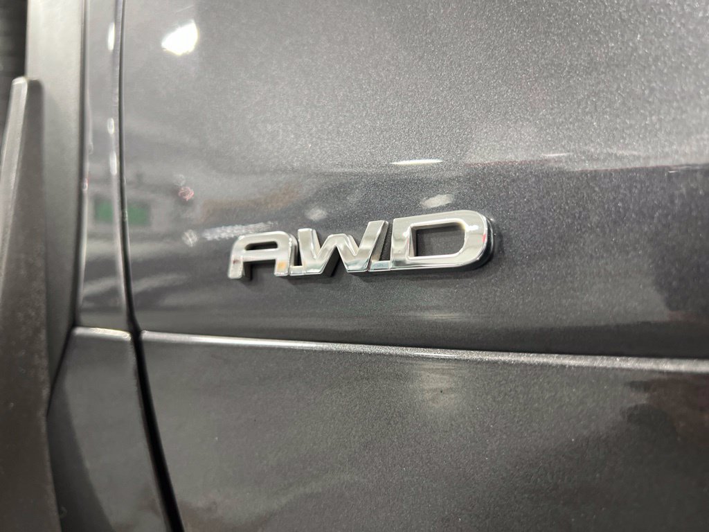 Used 2023 Toyota Highlander Limited AWD/4WD image 12