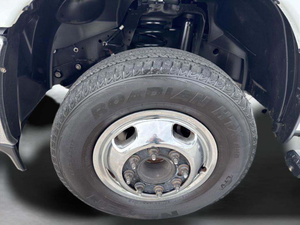 Used 2024 RAM 3500 Tradesman w/ Chrome Appearance Group image 20