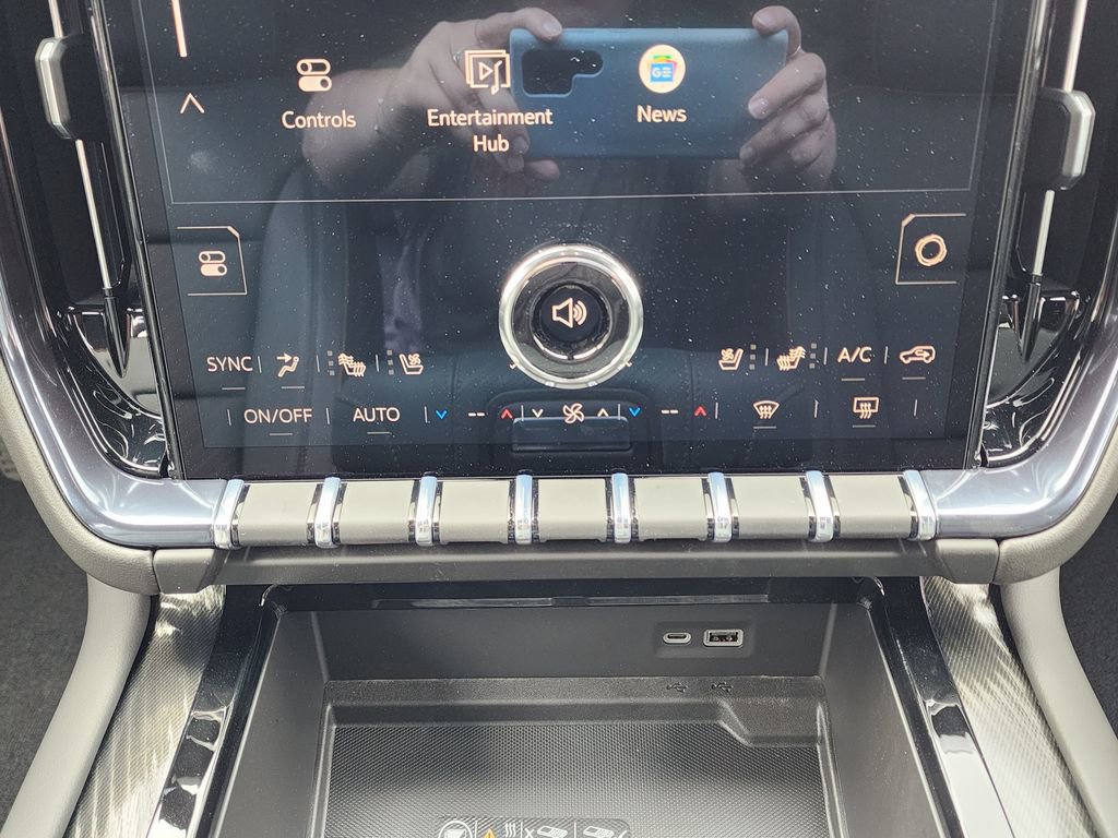 New 2026 GMC Yukon AT4 image 34