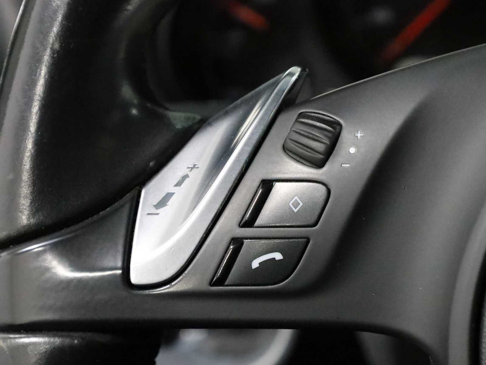 Used 2014 Porsche Cayenne Platinum Edition AWD/4WD image 3