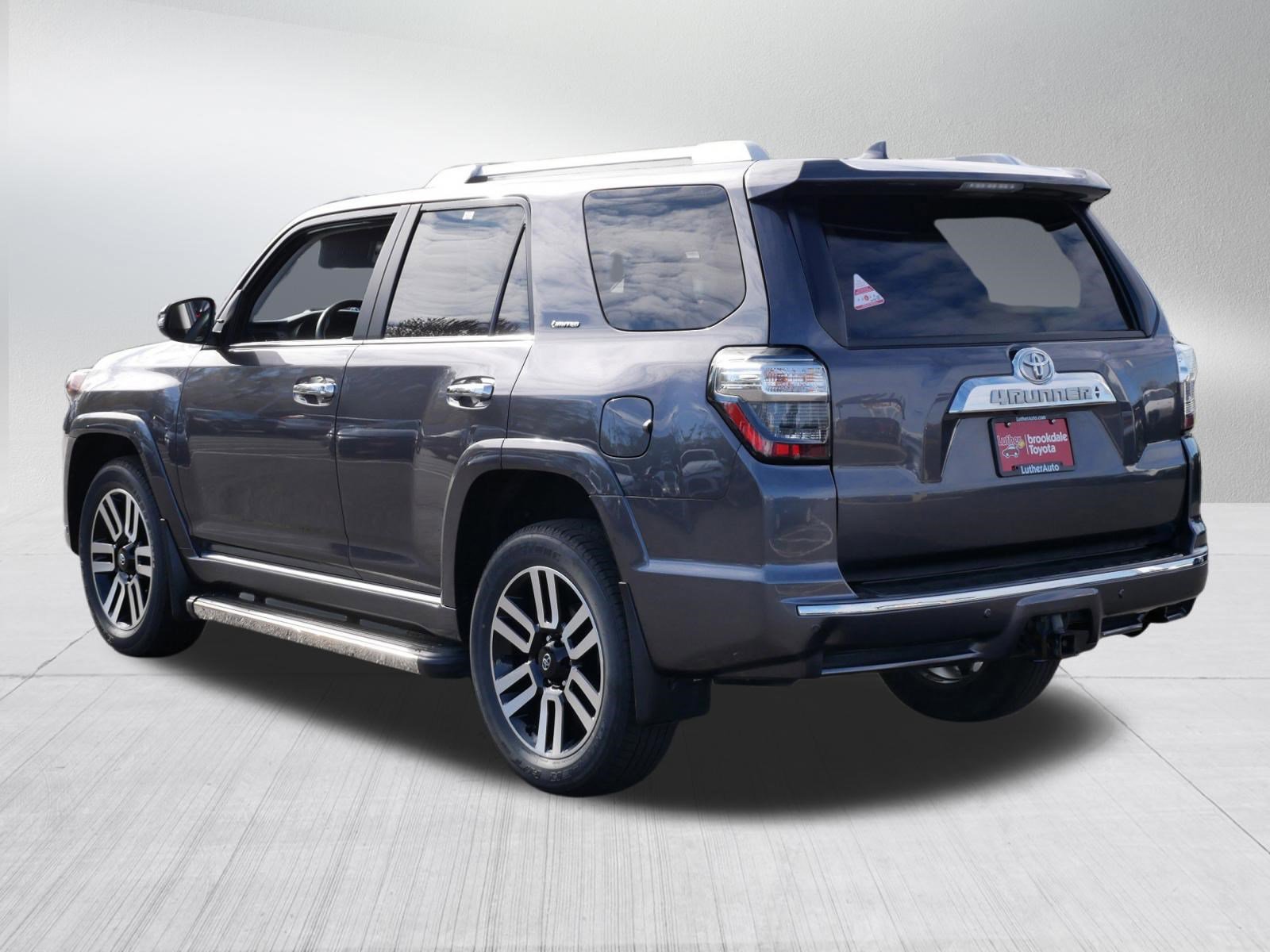 Used 2022 Toyota 4Runner Limited AWD/4WD image 5