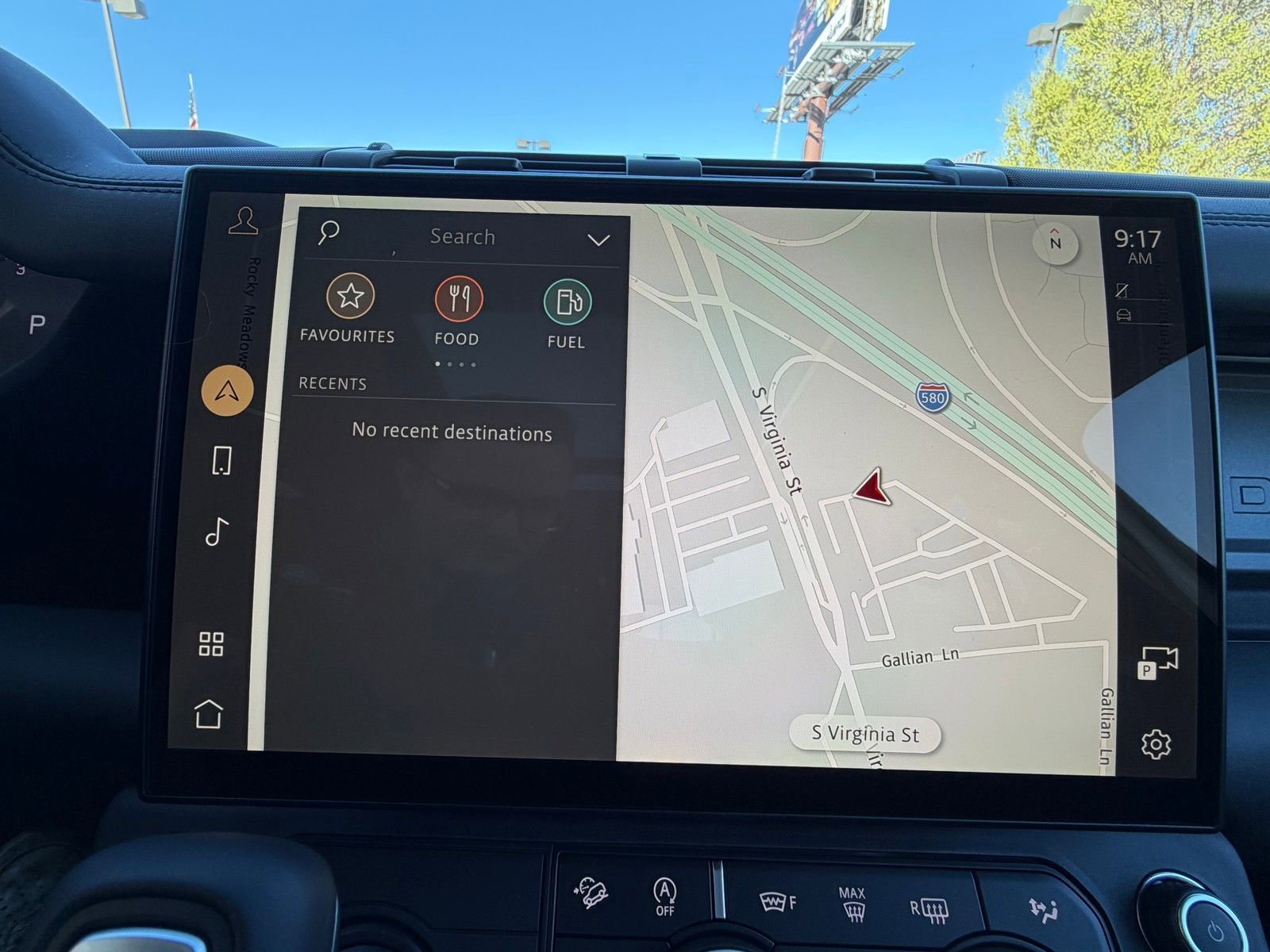 New 2026 Land Rover Defender 110 V8 image 18