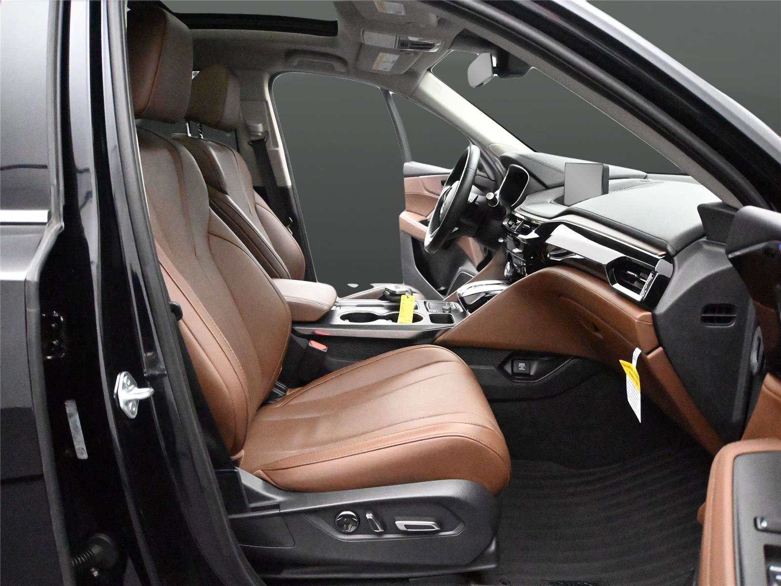 Certified 2024 Acura MDX SH-AWD w/ Technology Package image 19