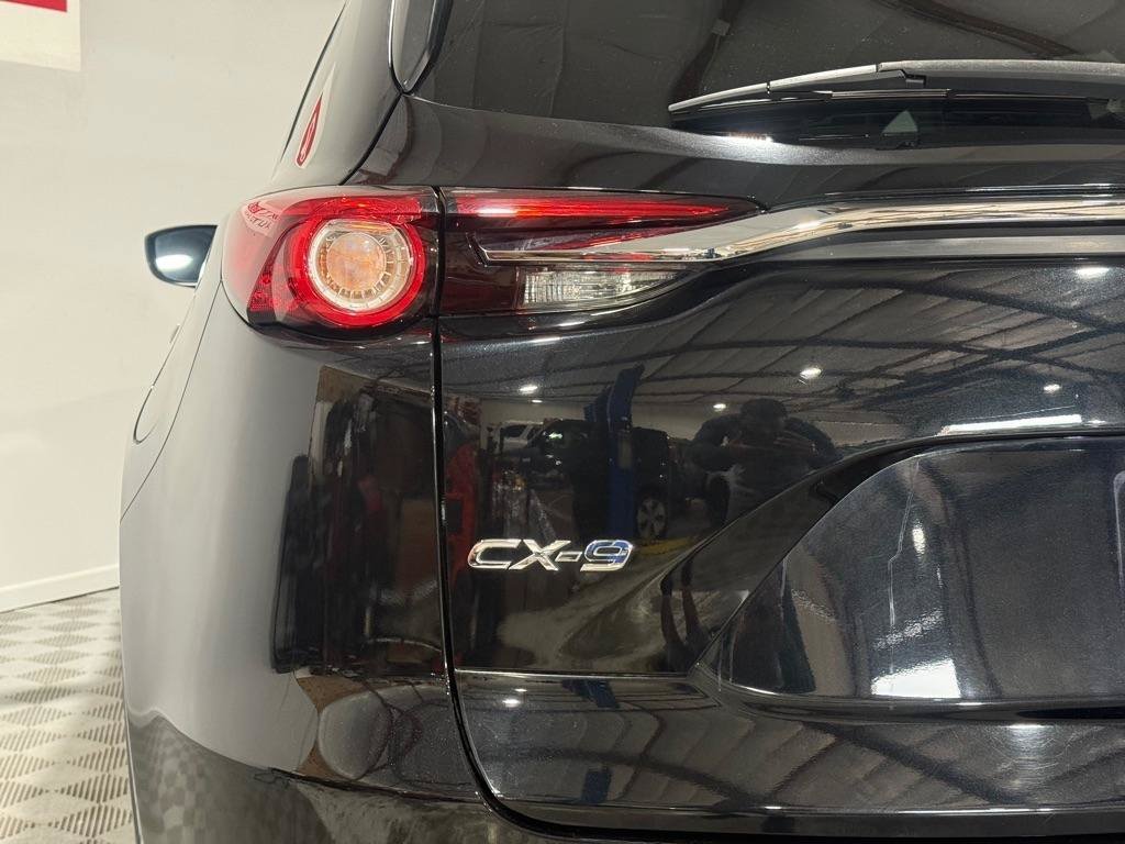 Used 2018 MAZDA CX-9 Touring FWD image 36