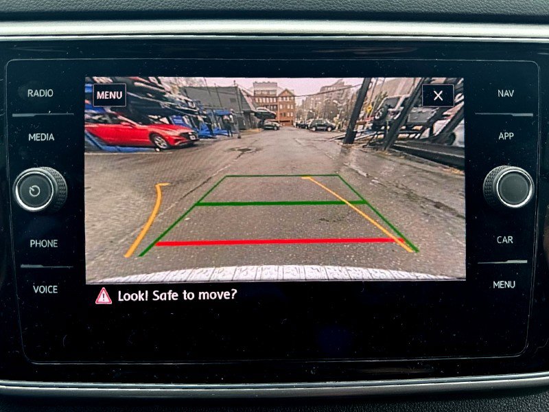 Used 2018 Volkswagen Atlas SEL Premium image 41