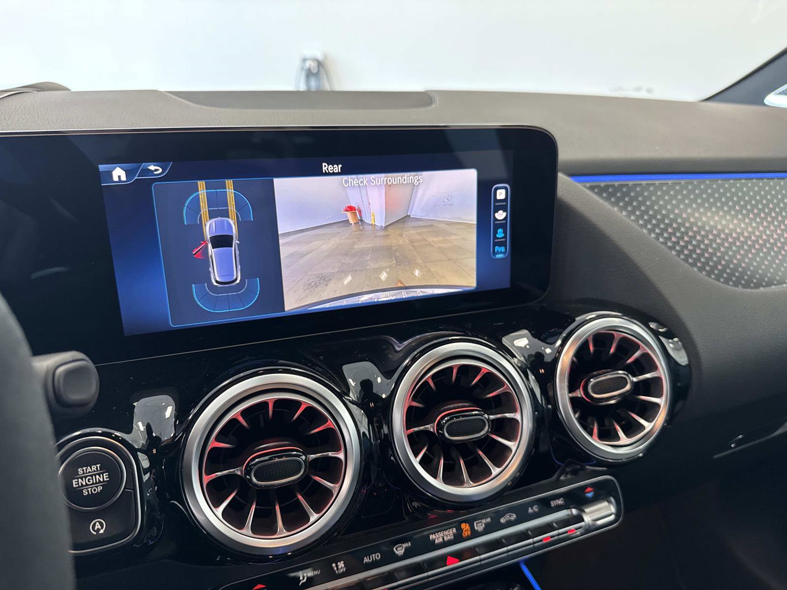 Certified 2025 Mercedes-Benz GLA 35 AMG 4MATIC image 28