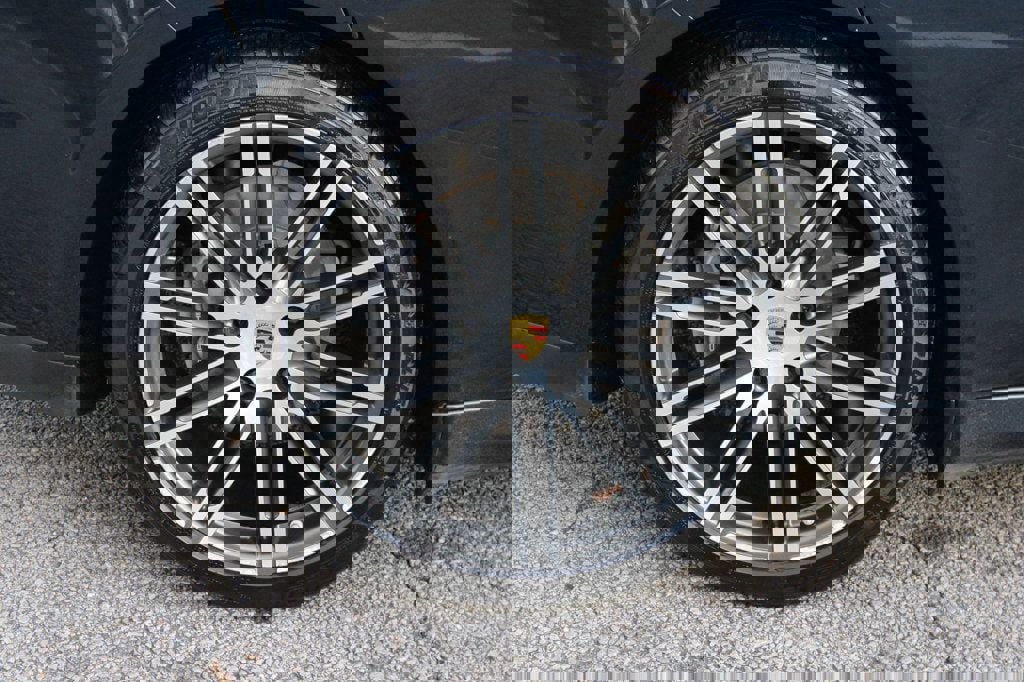 Used 2016 Porsche Panamera Edition image 36