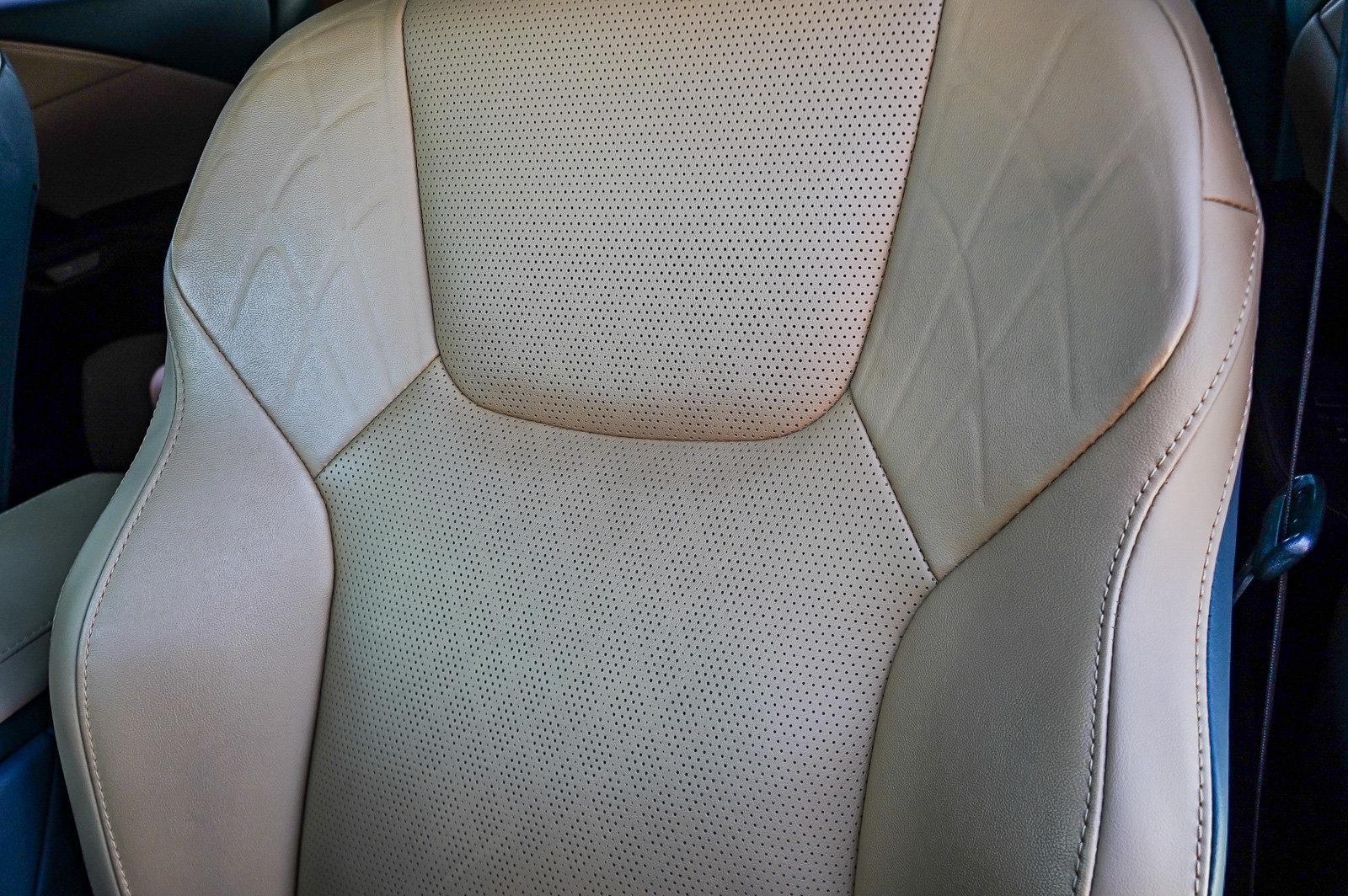 Used 2024 Lexus RX 350 Premium Plus w/ Cold Area Package FWD image 28