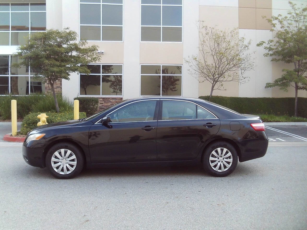 Used 2009 Toyota Camry LE image 24