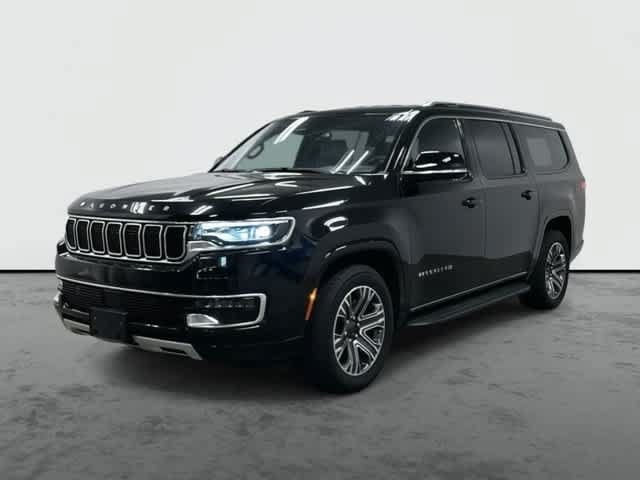 Used 2024 Jeep Wagoneer L Series II w/ Flexible Seating Group RWD image 1