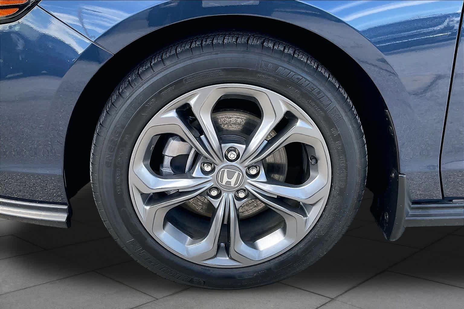 Used 2023 Honda Accord EX image 11