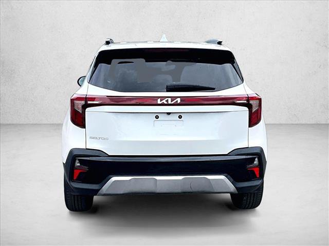 Used 2024 Kia Seltos EX FWD image 4