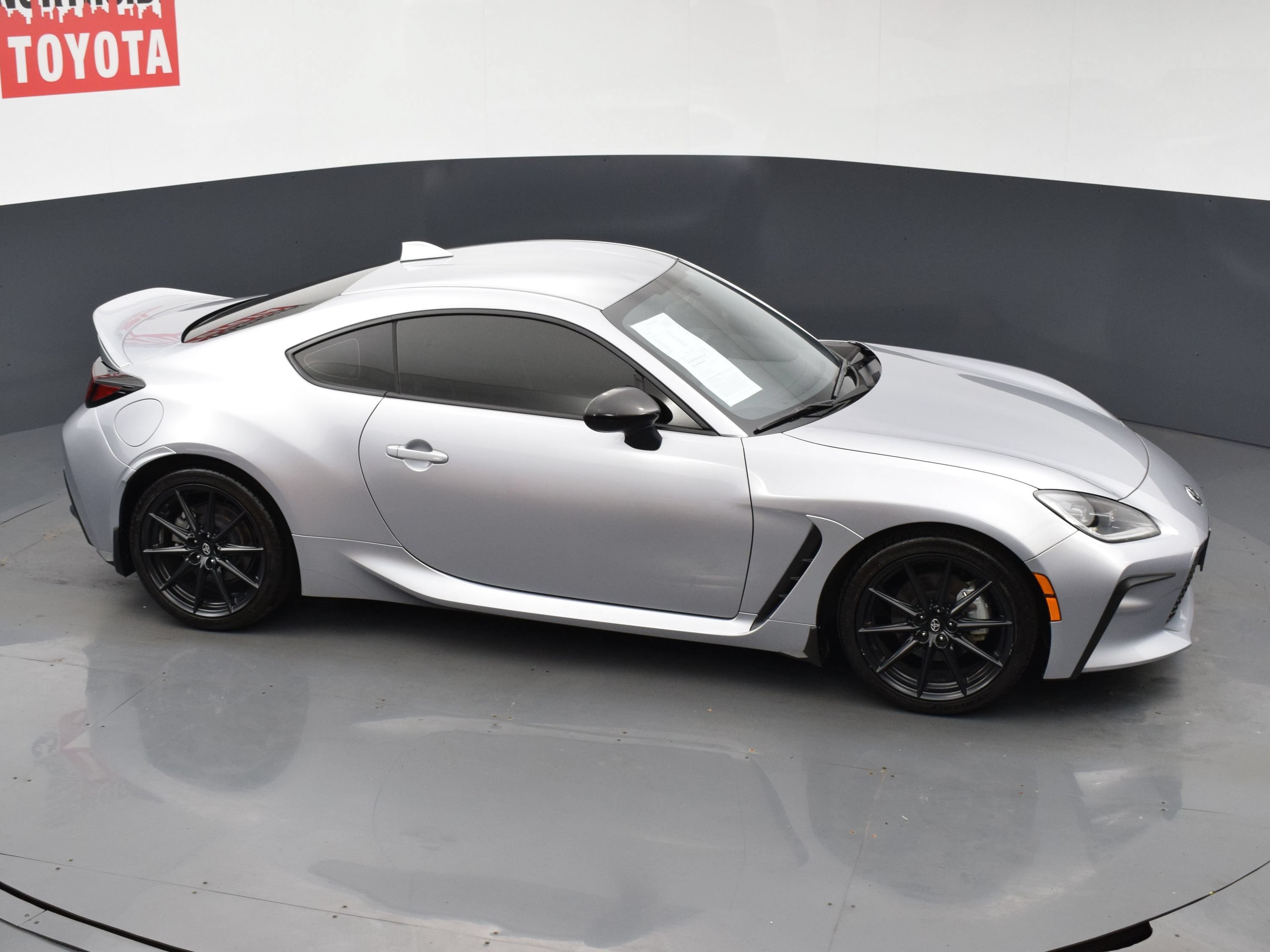 Used 2024 Toyota GR86 Premium RWD image 22