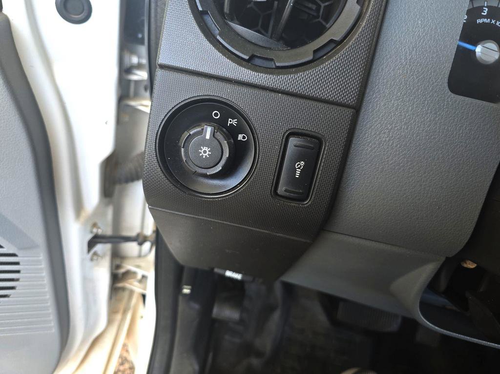 Used 2015 Ford F350 XL w/ Trailer Tow Package image 18