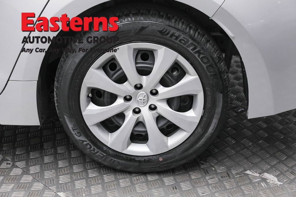 Used 2023 Toyota Corolla LE image 8