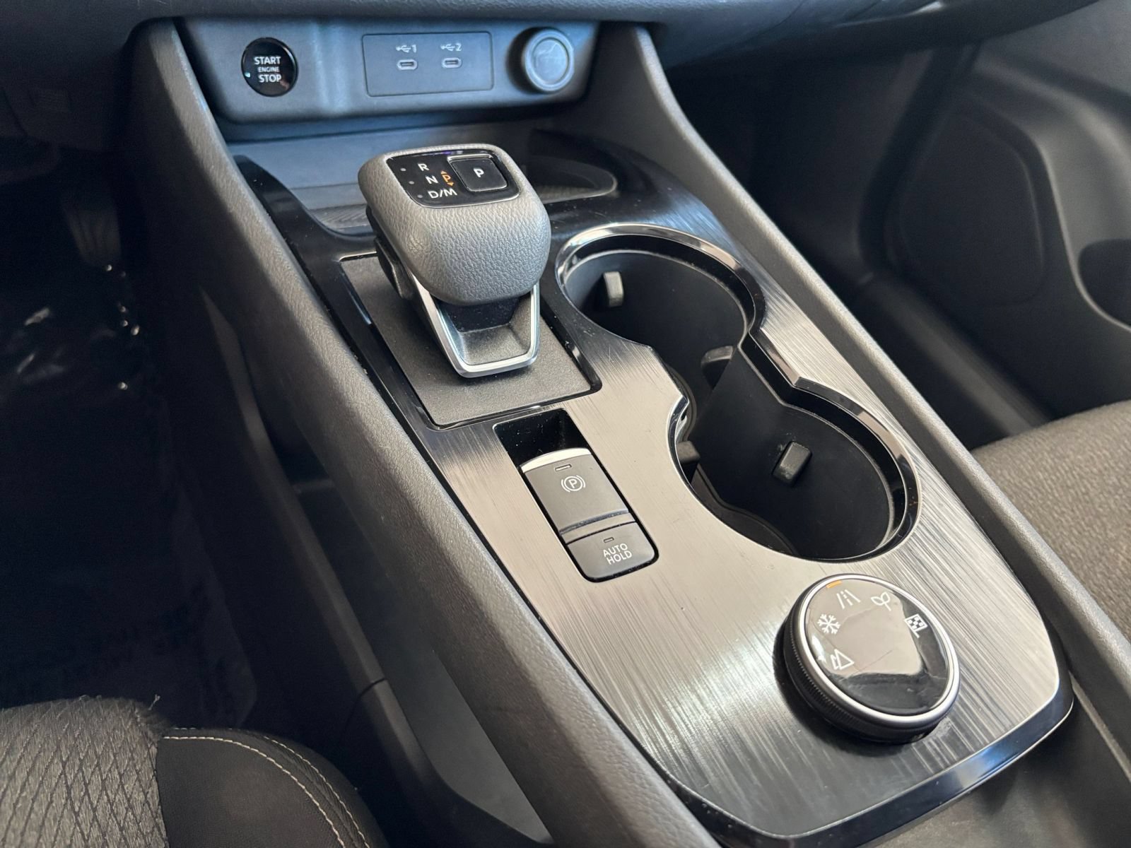 Used 2025 Nissan Rogue SV AWD/4WD image 52