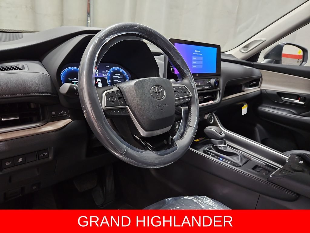 New 2026 Toyota Grand Highlander AWD image 14