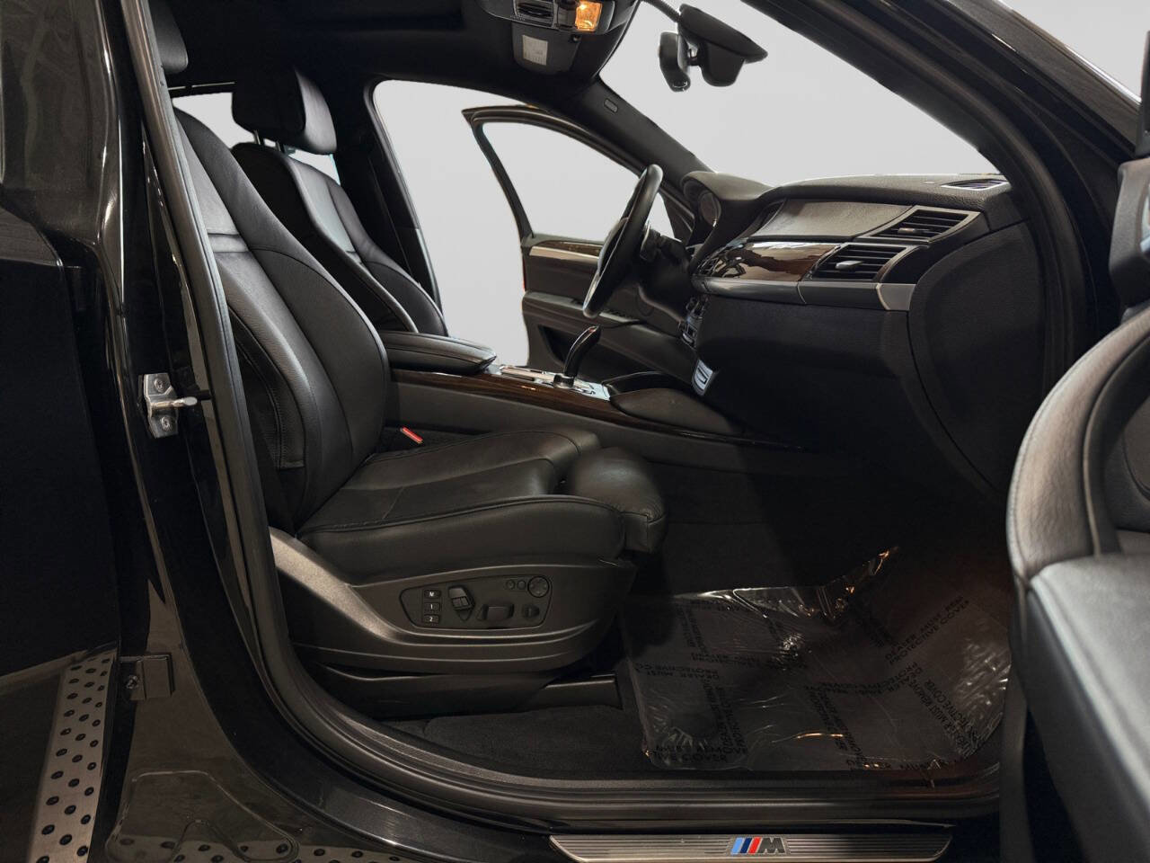 Used 2013 BMW X6 xDrive50i image 15