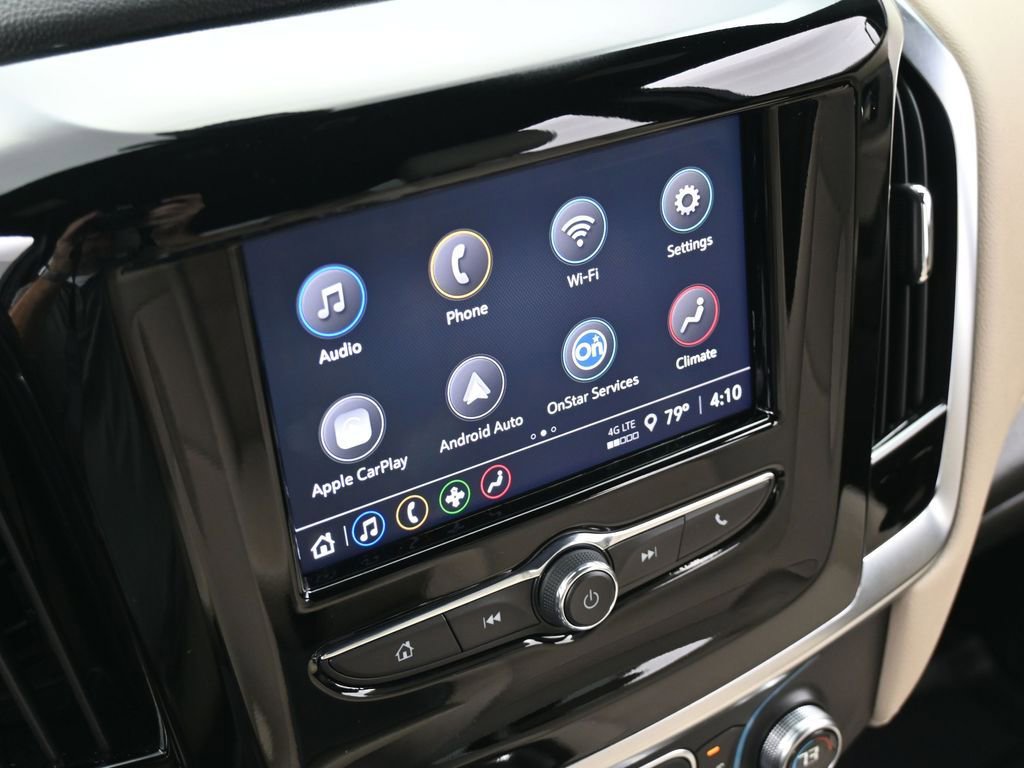 Used 2023 Chevrolet Traverse LS image 20