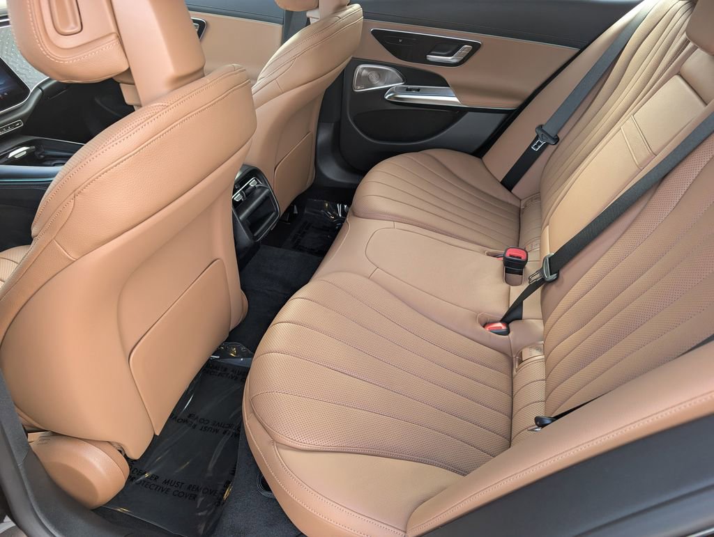 New 2026 Mercedes-Benz E 450 4MATIC Sedan image 31