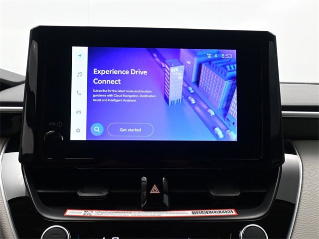 Used 2025 Toyota Corolla LE image 3