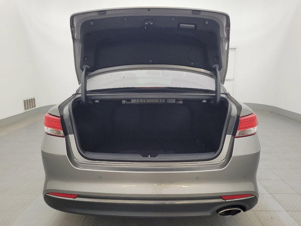 Used 2018 Kia Optima EX image 29